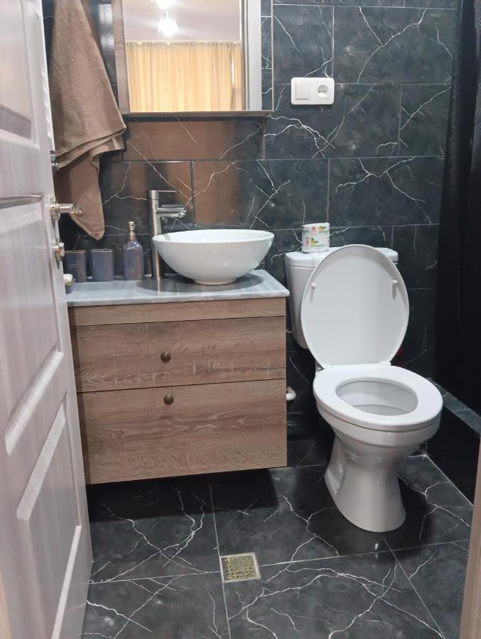 Mary'S Cozy & Lovely Studio On Very Quiet Khosharauli Street Тбілісі Екстер'єр фото