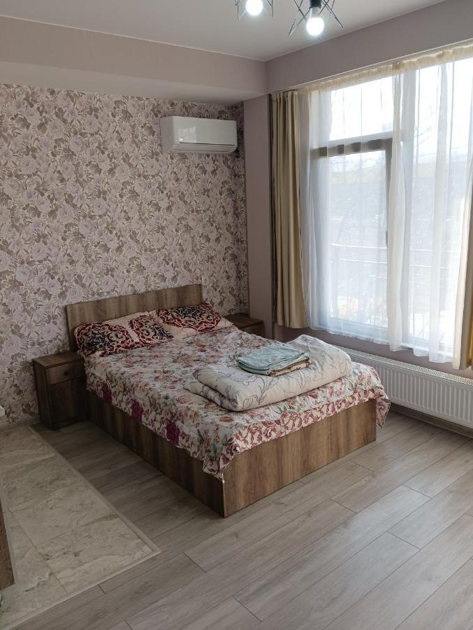 Mary'S Cozy & Lovely Studio On Very Quiet Khosharauli Street Тбілісі Екстер'єр фото
